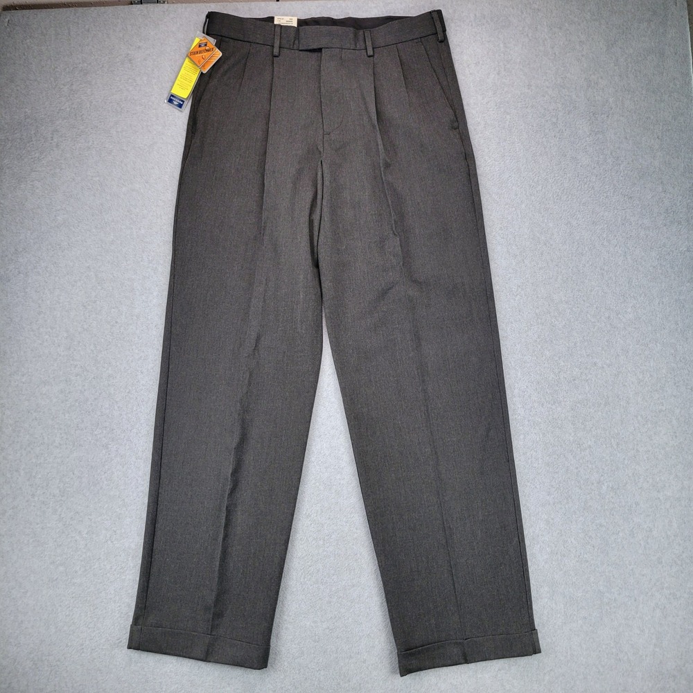 Dockers proStyle Pant Mens 32x32 Gray Pleated Cuffed Relaxed Fit Stain Defender